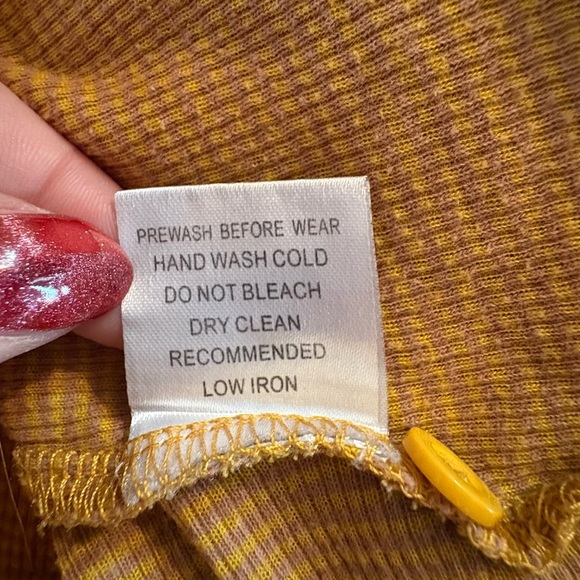 Comme Toi…gold/tan Fitted Long Sleeve Buttoned Blouse size M - Picture 11 of 11